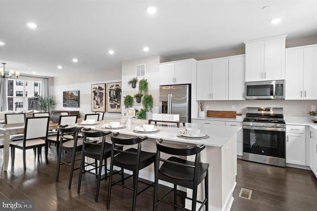 114 EARL HUBBARD DR, Titusville, NJ 08560