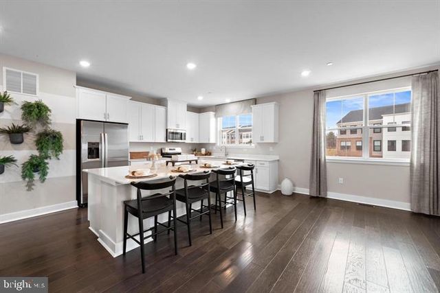 114 EARL HUBBARD DR, Titusville, NJ 08560