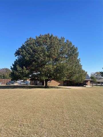 707 Buckboard Street, Ovilla, TX 75154