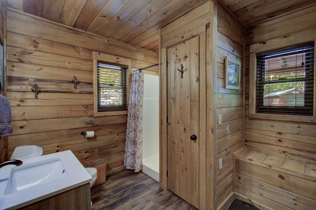480 Holder Cemetery Road, Tellico Plains, TN 37385