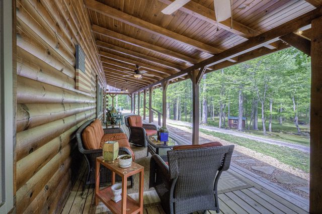 480 Holder Cemetery Road, Tellico Plains, TN 37385