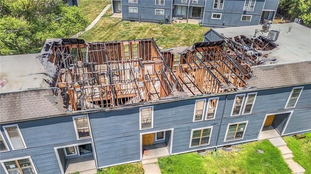 13901 Grandboro Lane, Grandview, MO 64030