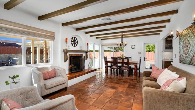 8224 Kyle Street, Sunland (los Angeles), CA 91040