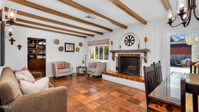 8224 Kyle Street, Sunland (los Angeles), CA 91040