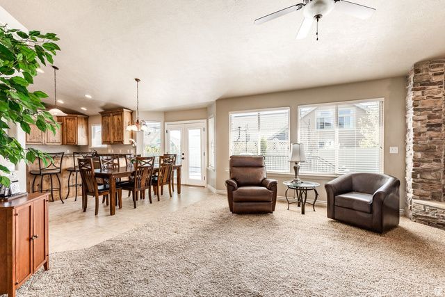 2967 W DURHAM WOODS WAY, Riverton, UT 84065