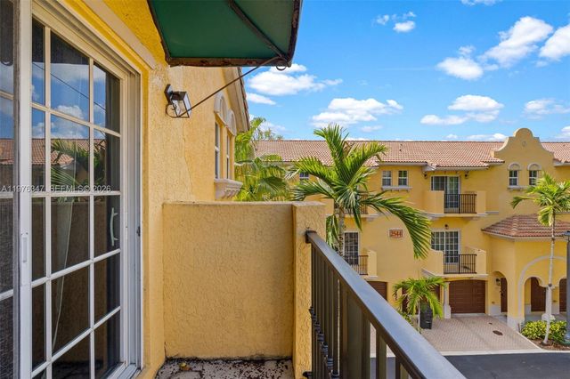 2540 SW 14th Ave 206, Fort Lauderdale, FL 33315