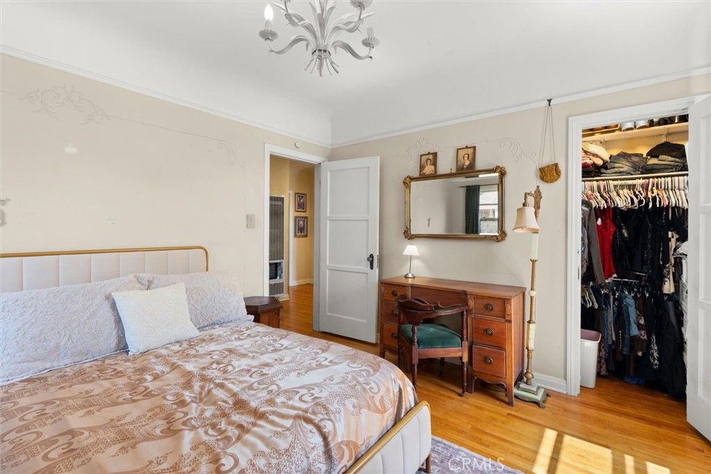 Image 19 of property listing at 1308 E Poppy, Long Beach, CA 90805