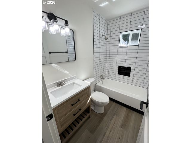 2911 UNANDER Ave, Vancouver, WA 98660