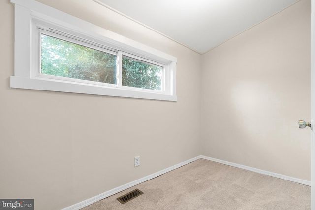 223 RUTH AVE, Maple Shade, NJ 08052