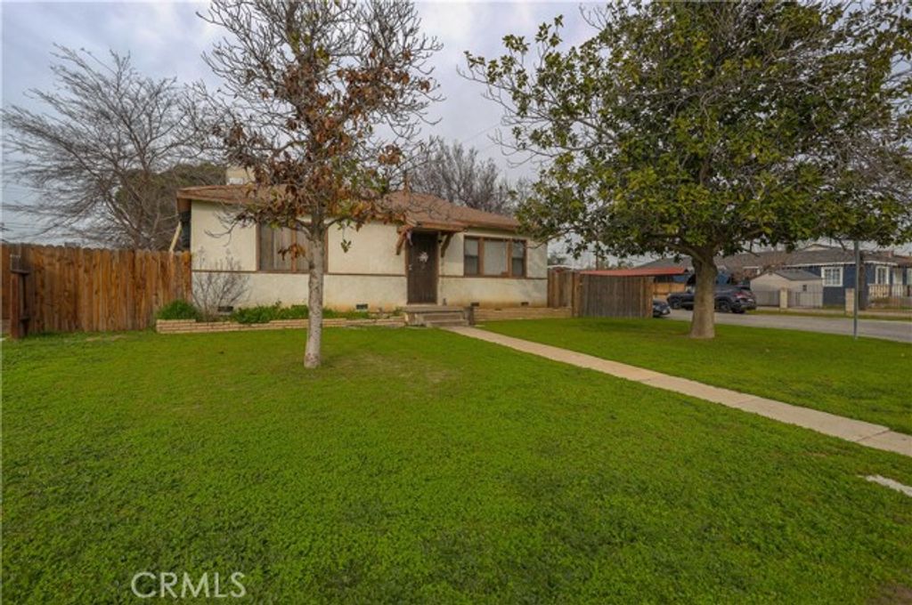 4416 Mesa, Bakersfield, CA 93306