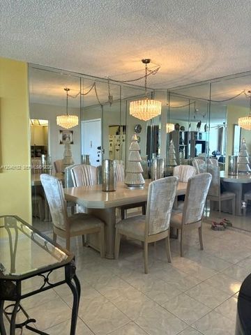 2500 NE 135th Street C611, North Miami, FL 33181