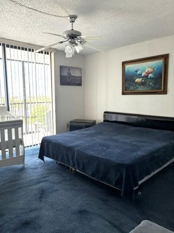 2500 NE 135th Street C611, North Miami, FL 33181