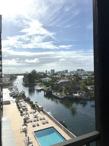 2500 NE 135th Street C611, North Miami, FL 33181