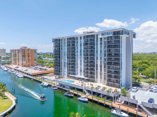 2500 NE 135th Street C611, North Miami, FL 33181