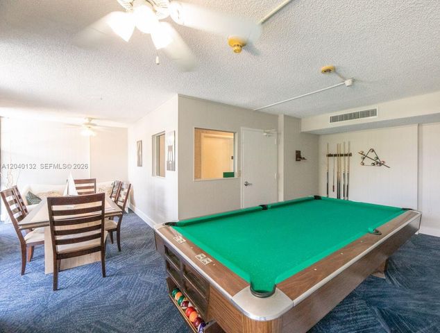 2500 NE 135th Street C611, North Miami, FL 33181