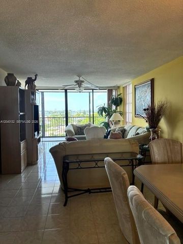 2500 NE 135th Street C611, North Miami, FL 33181