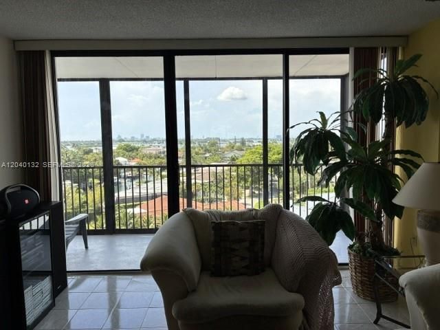 2500 NE 135th Street C611, North Miami, FL 33181