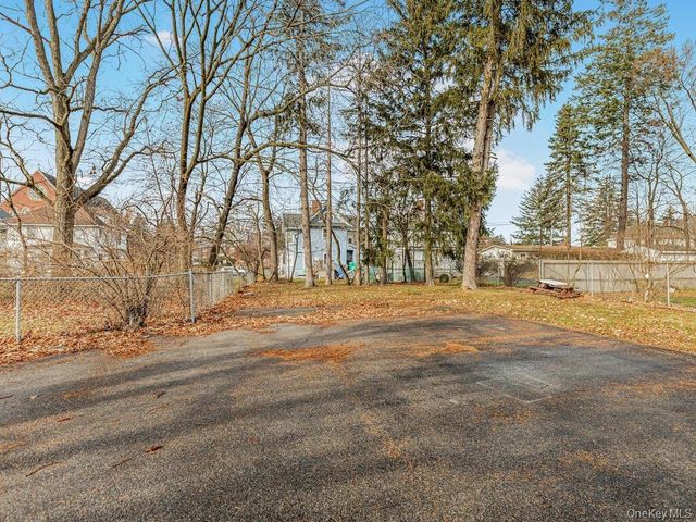 7 Sproat Street, Middletown, NY 10940