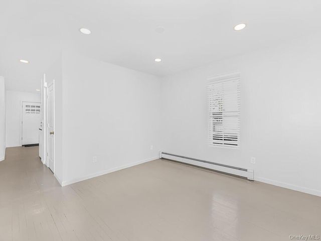 7 Sproat Street, Middletown, NY 10940