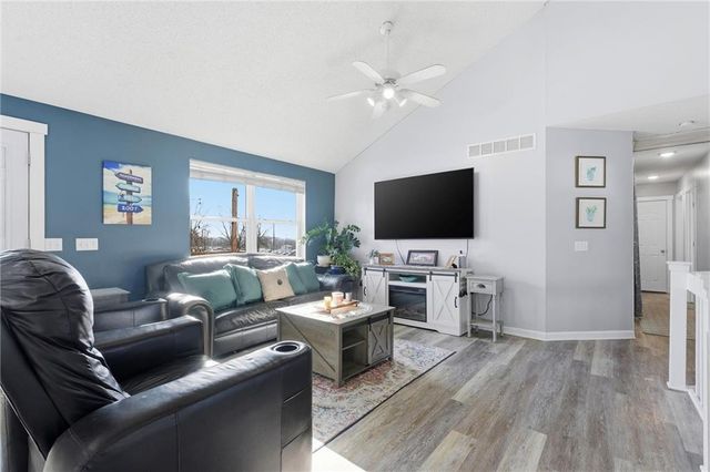 709 Feldspar Street, Kearney, MO 64060