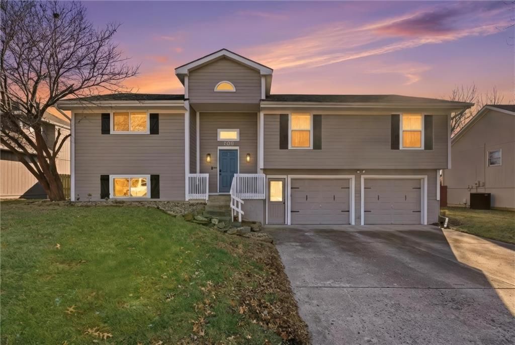 709 Feldspar Street, Kearney, MO 64060