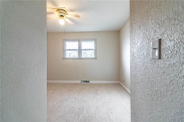 303 North Street, Windsor, MO 65360