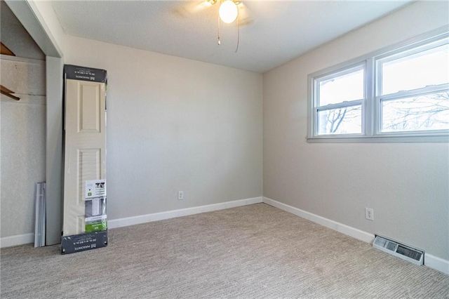 303 North Street, Windsor, MO 65360