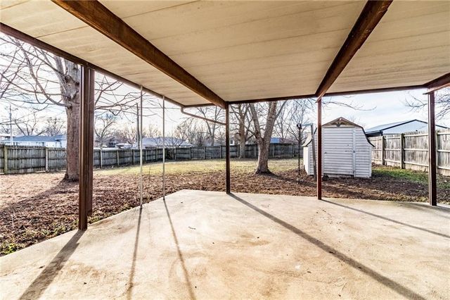 303 North Street, Windsor, MO 65360