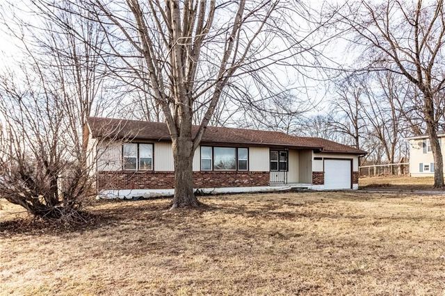 303 North Street, Windsor, MO 65360