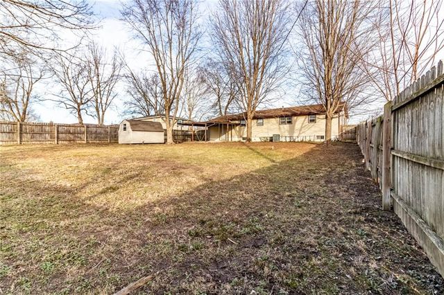 303 North Street, Windsor, MO 65360