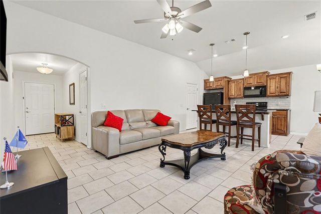 2344 Roca Drive, Edmond, OK 73012