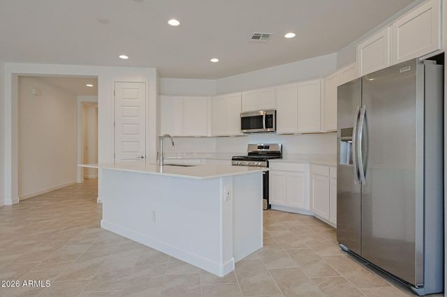 7832 W HIDE Trail, Peoria, AZ 85383
