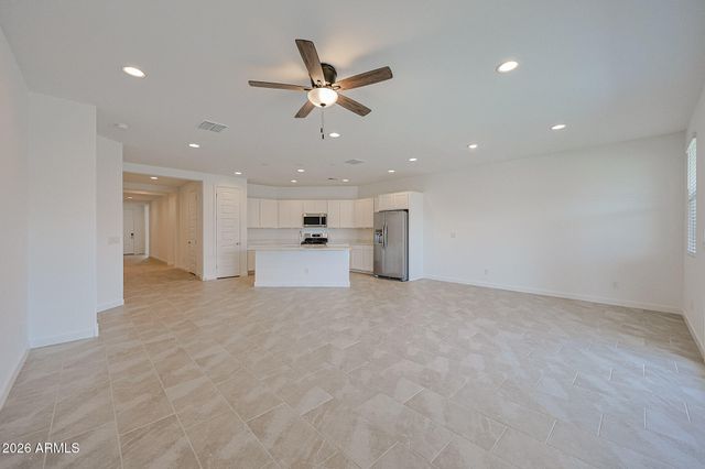 7832 W HIDE Trail, Peoria, AZ 85383