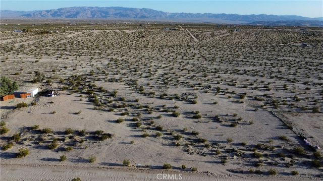 758 Papoose Trail, 29 Palms, CA 92277