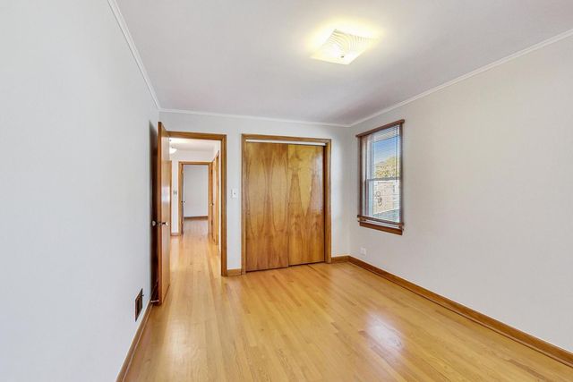 5644 N Meade Avenue 2, Chicago, IL 60646