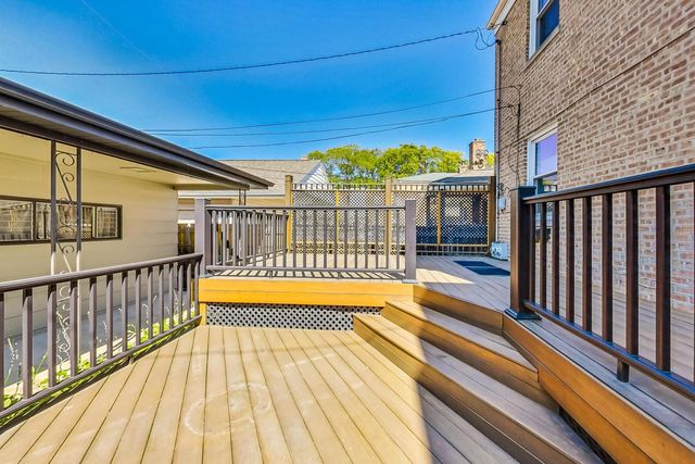 5644 N Meade Avenue 2, Chicago, IL 60646