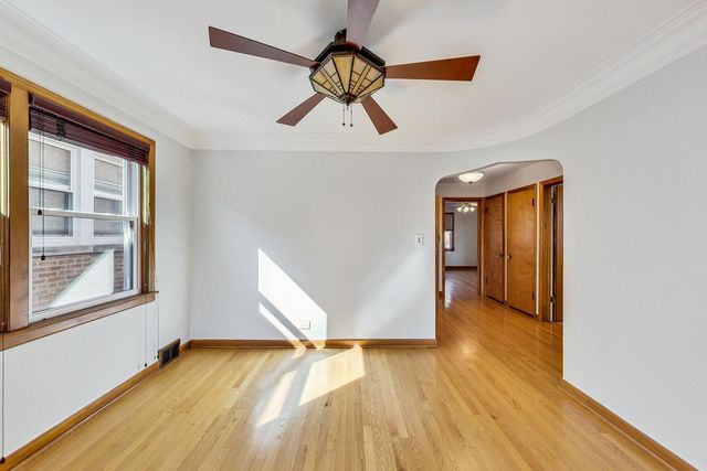 5644 N Meade Avenue 2, Chicago, IL 60646