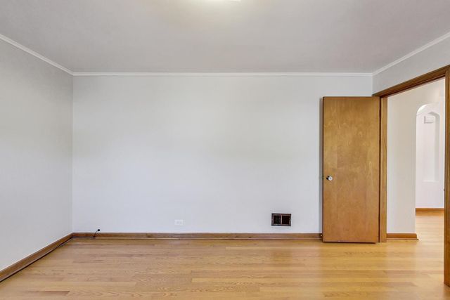 5644 N Meade Avenue 2, Chicago, IL 60646