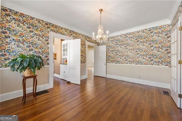 76 Peachtree Hills Avenue NE, Atlanta, GA 30305
