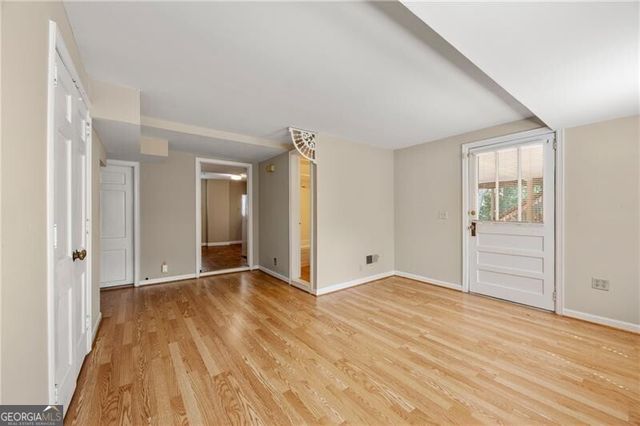 76 Peachtree Hills Avenue NE, Atlanta, GA 30305