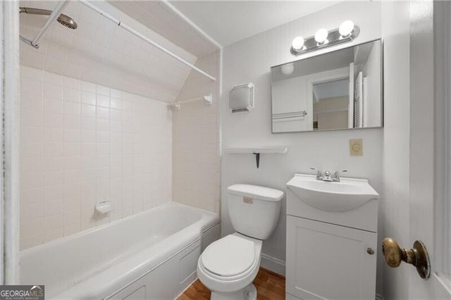 76 Peachtree Hills Avenue NE, Atlanta, GA 30305
