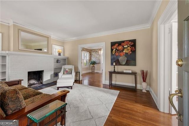76 Peachtree Hills Avenue NE, Atlanta, GA 30305