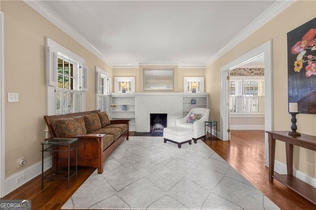 76 Peachtree Hills Avenue NE, Atlanta, GA 30305