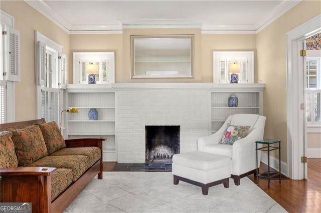 76 Peachtree Hills Avenue NE, Atlanta, GA 30305
