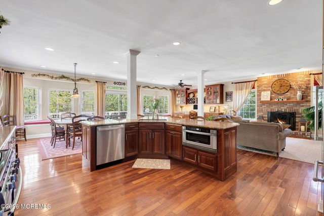 343 Nighthawk Lane, Jackson, NJ 08527