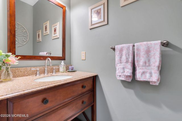 343 Nighthawk Lane, Jackson, NJ 08527