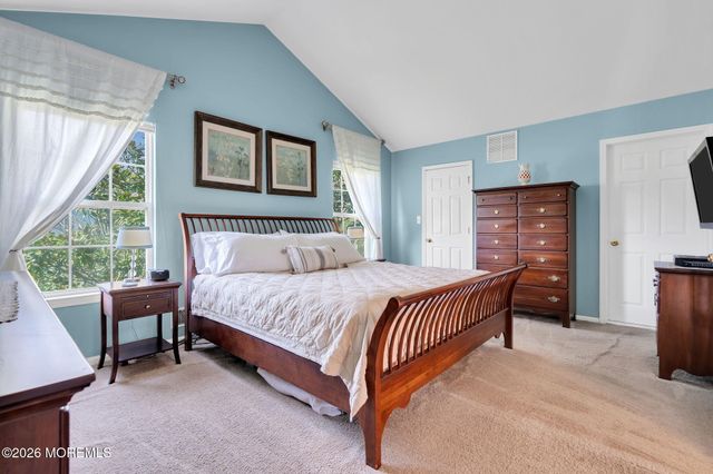 343 Nighthawk Lane, Jackson, NJ 08527