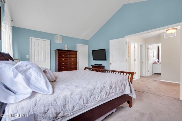 343 Nighthawk Lane, Jackson, NJ 08527