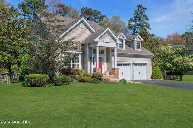 343 Nighthawk Lane, Jackson, NJ 08527