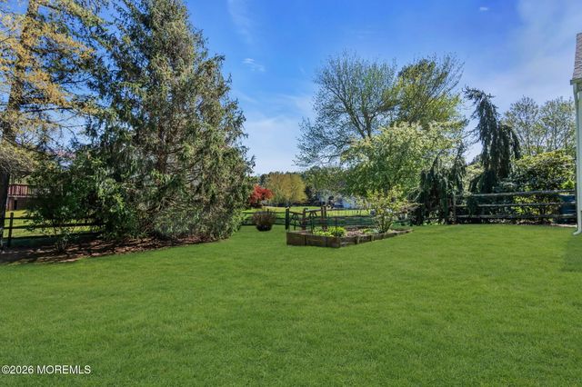 343 Nighthawk Lane, Jackson, NJ 08527